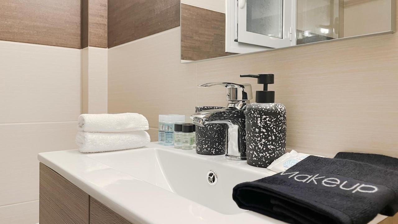 Kodrigktonos Central 77Sqm Apt In Viktoria アテネ エクステリア 写真